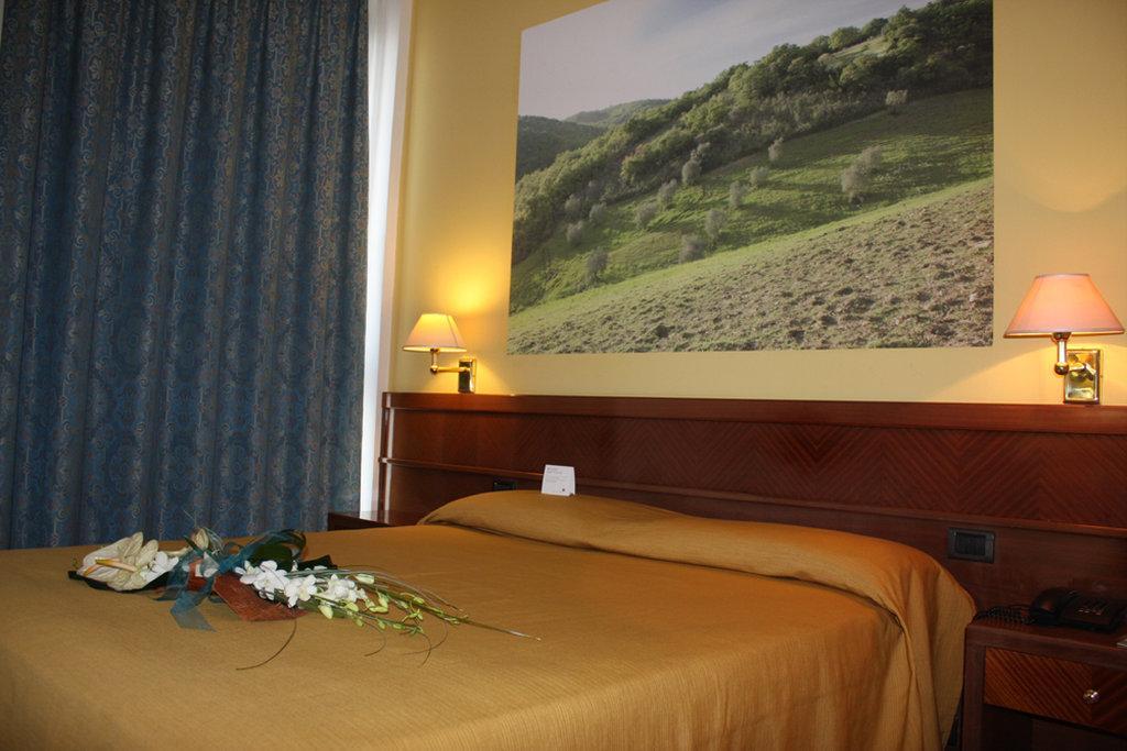 Euro Hotel Cascina Εξωτερικό φωτογραφία